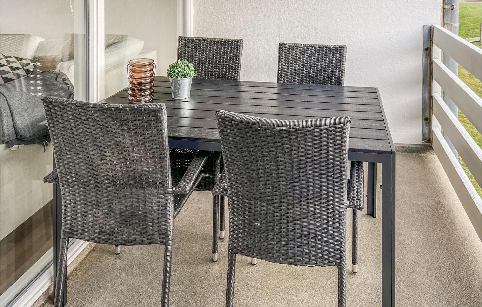 Cozy Apartment In Ringkobing With Kitchen Esterno foto